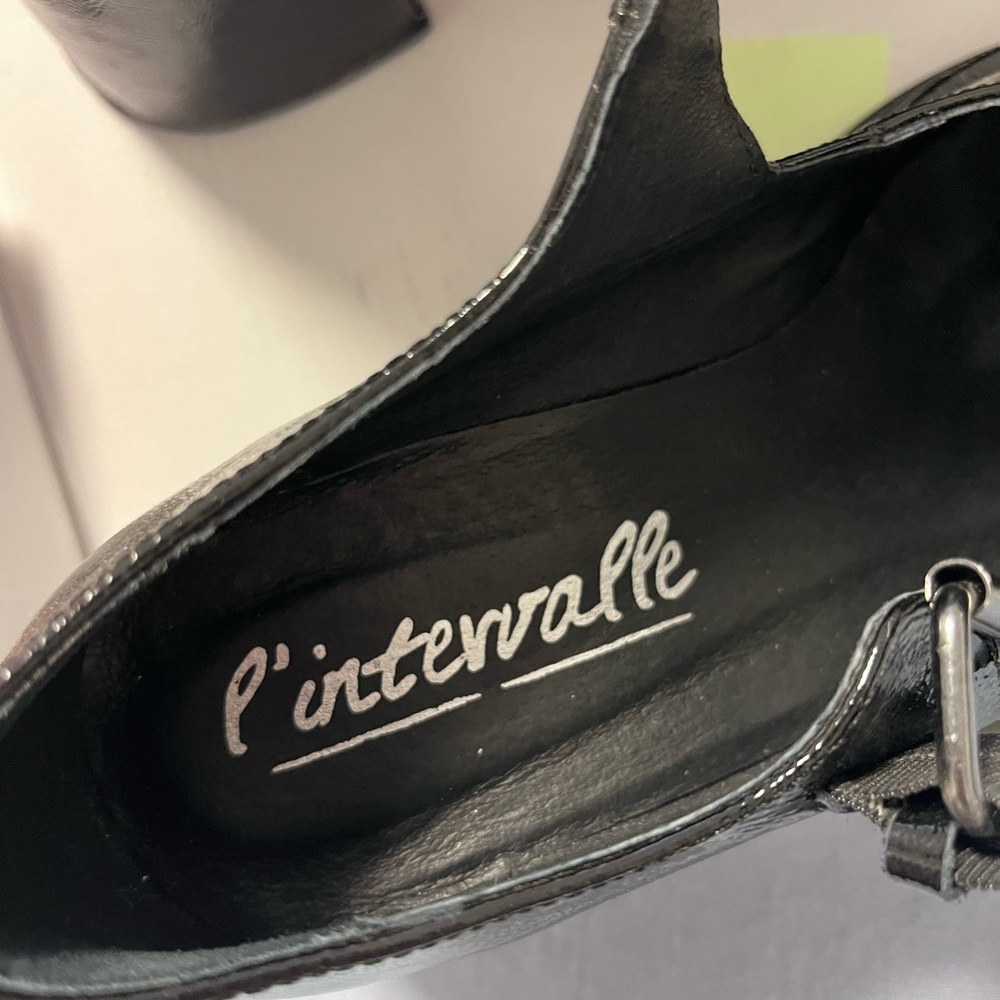 L'INTERVALLE Glossy Black Heels - Picture 4 of 6